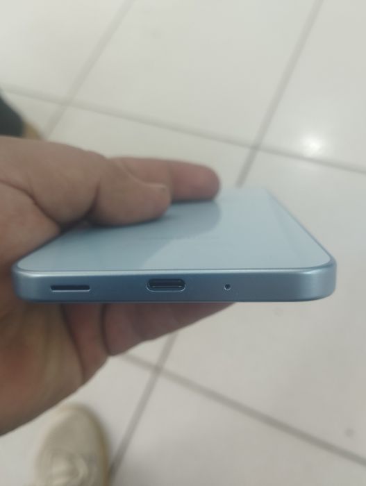 Samsung a 17  12 ga 256 gb