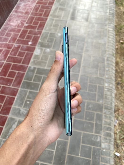 Samsung A51 ideal