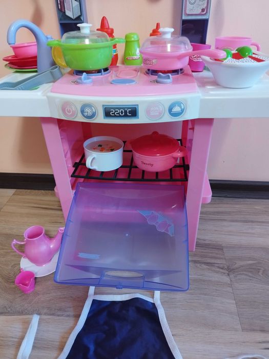 Детска кухня за игра