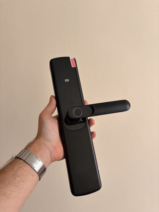 Умна брава за врата / Smarty Home - чисто нова!