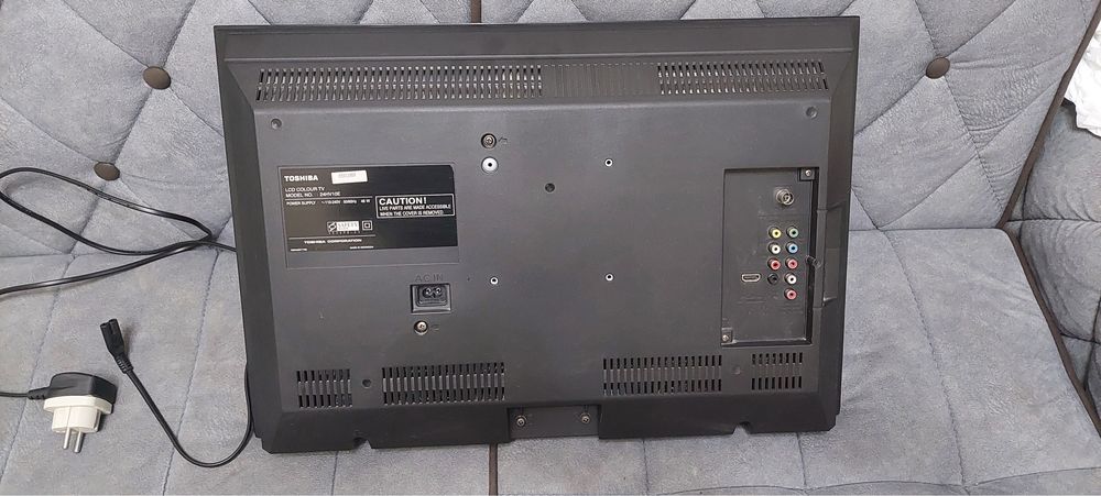 Телевизор Toshiba 24 диагональ