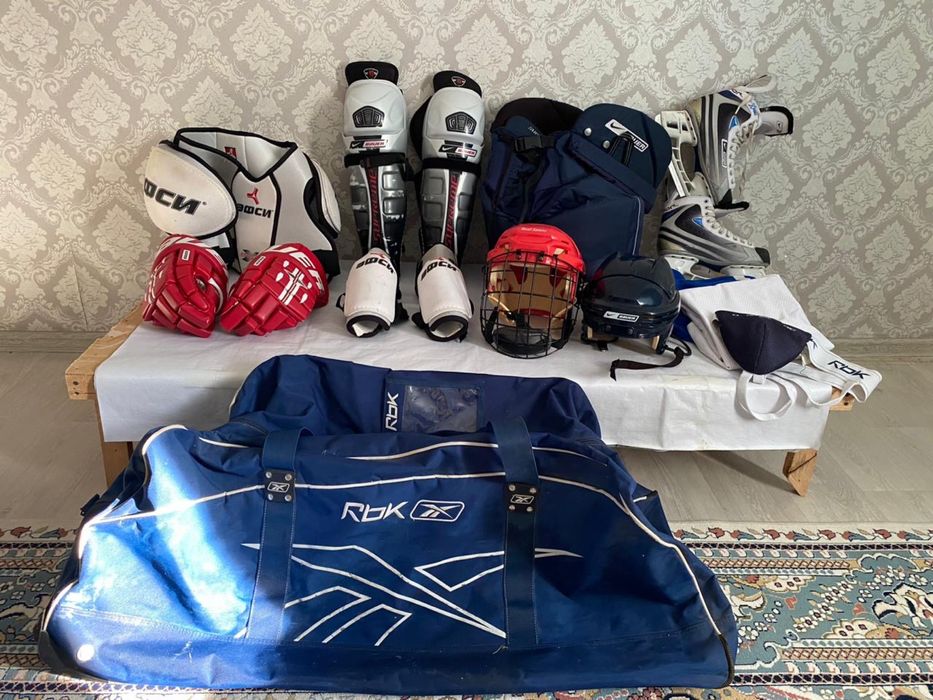 Хоккейный комплект