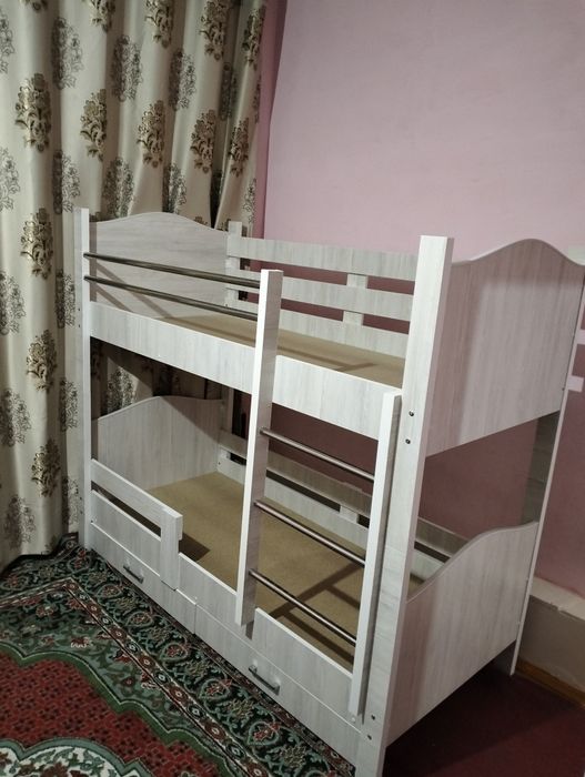 Мебель двухэтажный кровать