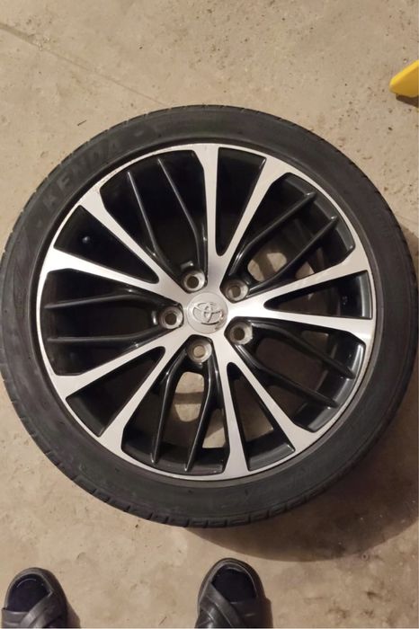 Продам Колеса Toyota Camry 70