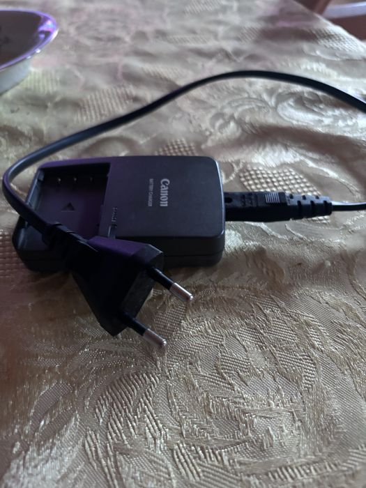 Фотоапарат Canon EOS 400D