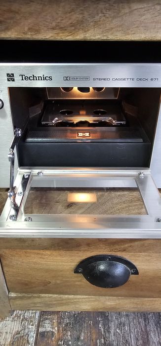Deck technics 671 in stare impecabila tehnic si optic