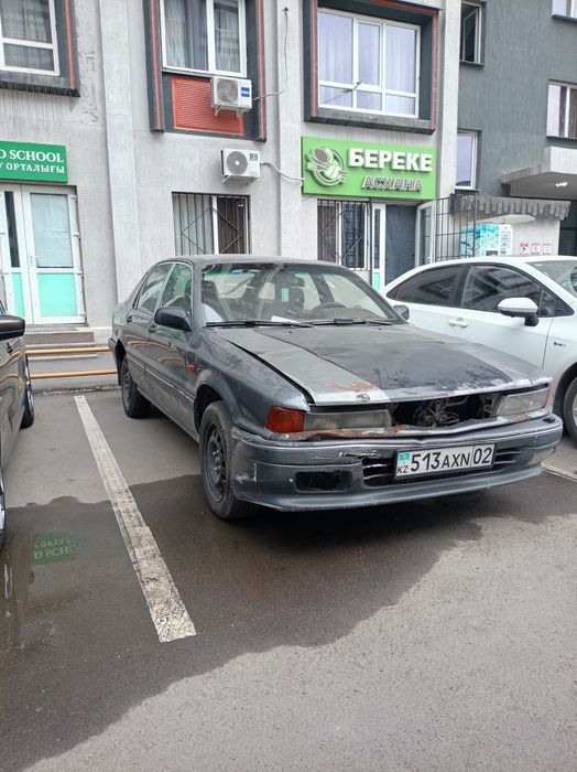 Продаю Митсубиси Галант