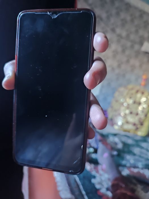 Samsung A10csotiladi