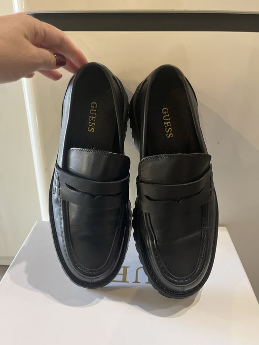 Дамски лоуфъри Guess номер 41