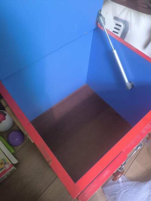 Продам игрушки  для маленьких