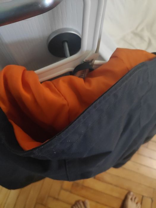 Geaca iarna impermeabila XL drumetie/ oras -10 grade