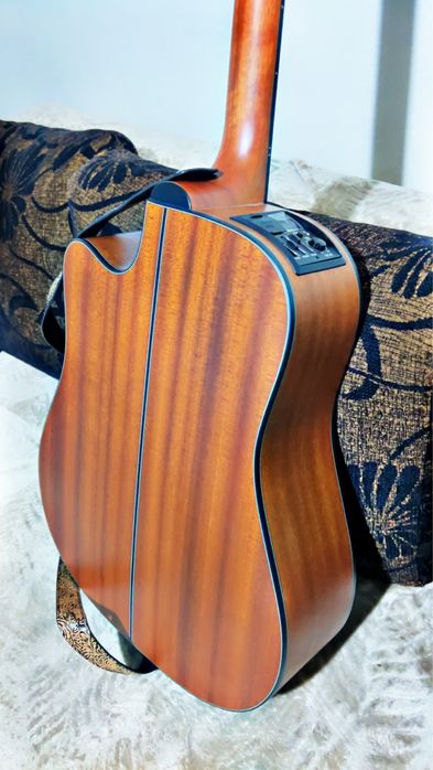 Chitara electro-acustica Takamine GD11-ns