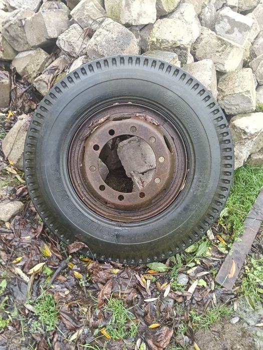 Vând roata completă