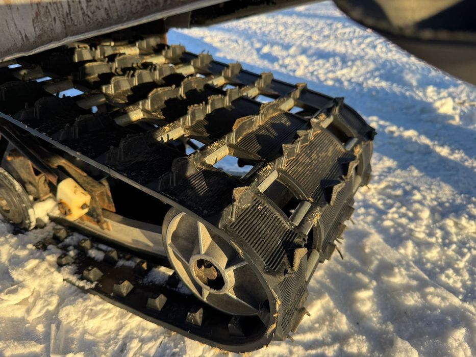 Продам два снегохода