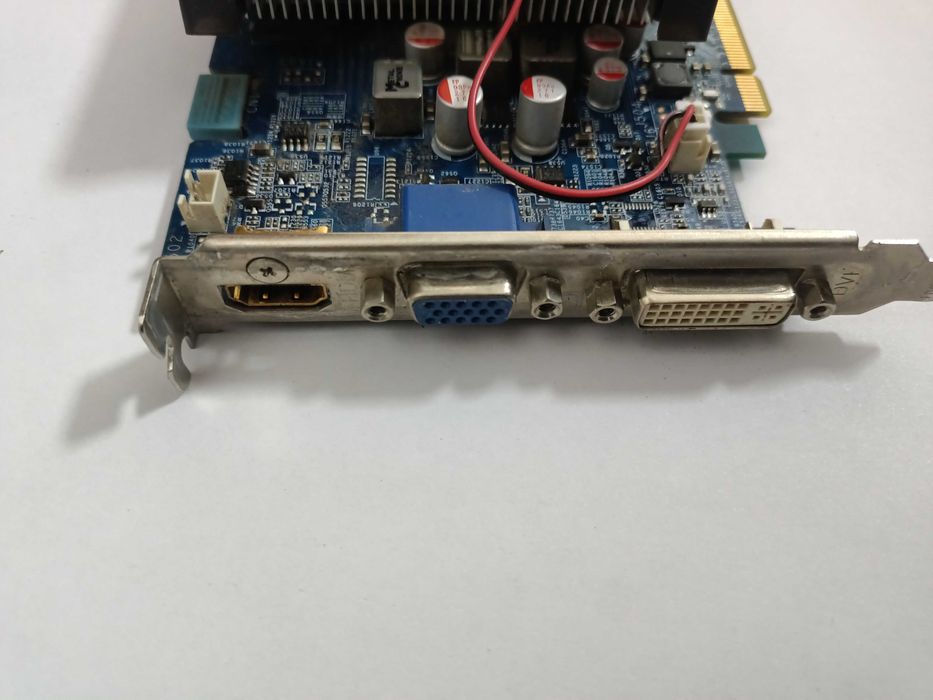 Продам видеокарту "Gigabyte GeForce 9600GT"