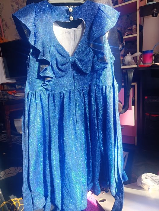 Продам шикарные платья для ваших девочек принцесс