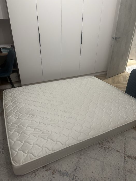 Матрас на 2 спальнюю кровать