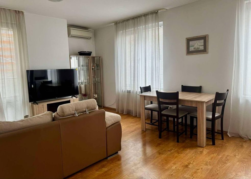 Дава се под наем Двустаен апартамент в София, Студентски град - 65 кв.м за 649 € - Снимка #3