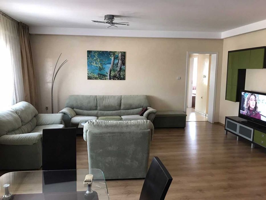 Дава се под наем Многостаен апартамент в Пловдив, Кършияка - 140 кв.м за 714 € - Снимка #5