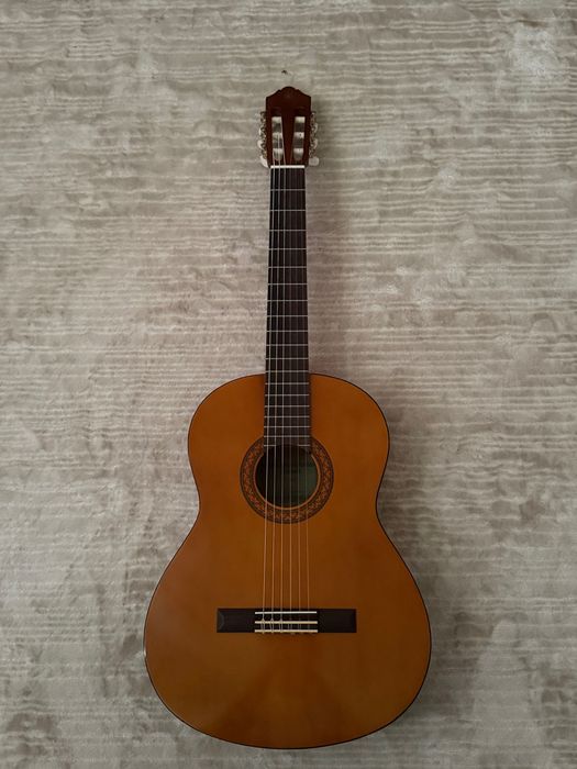 Гитара Yamaha c40