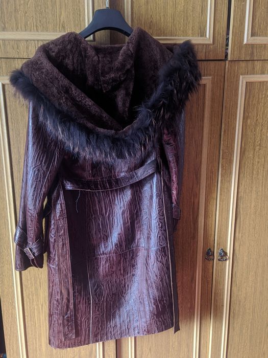 Женская одежда шуба, дублёнка.