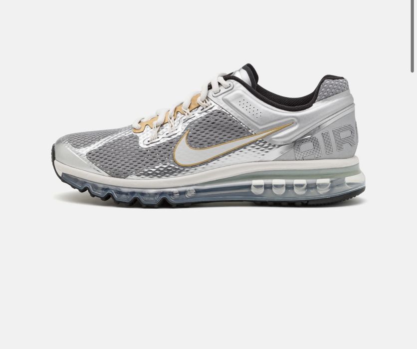 Adidasi Nike Air Max 2013