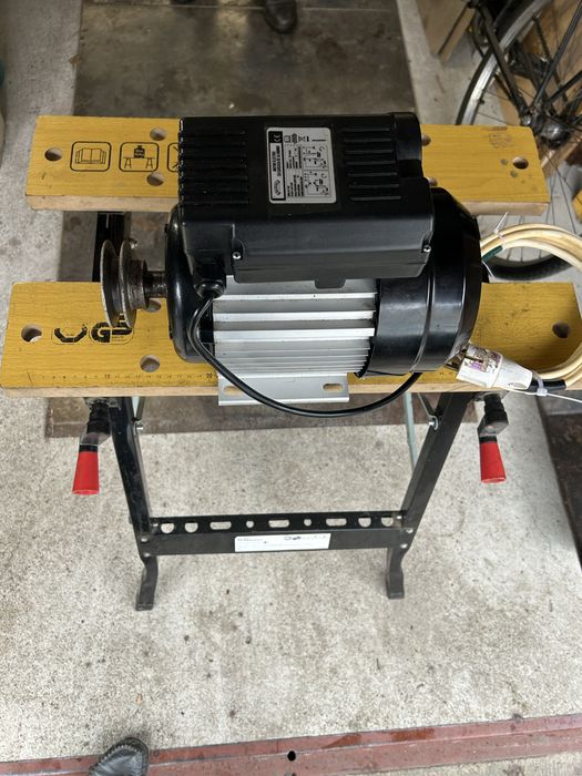 Vand aparat sudura,motor electric,picamer si husa auto