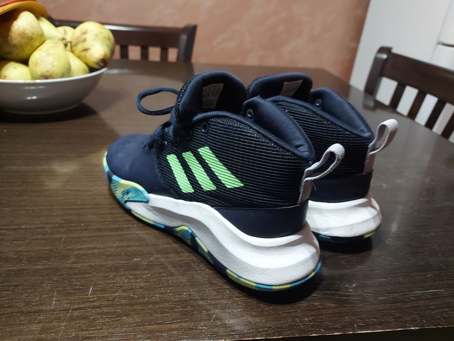 Маратонки Adidas 36 номер