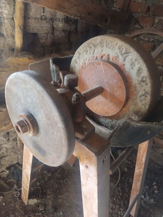 Точило за ножове и други неща