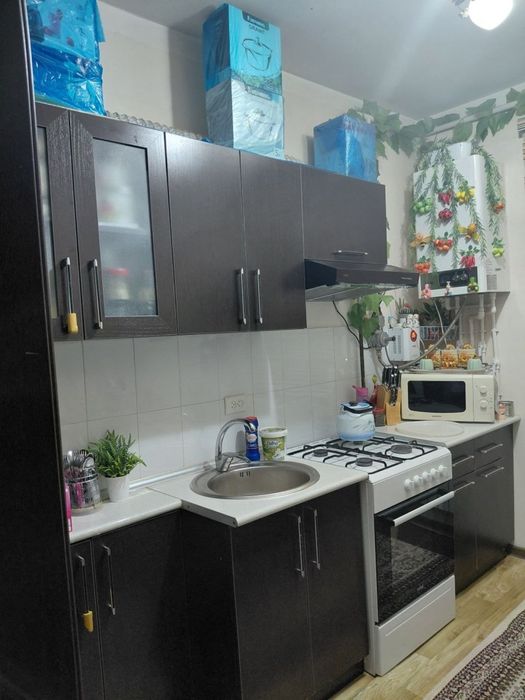 Сергели 7А. Янгихаятский район 2х комнатная 6/7 кирпич