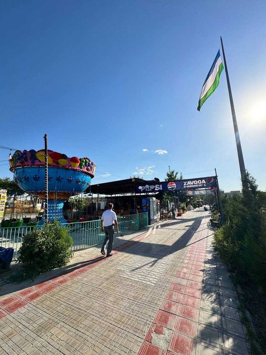 Амир темур паркда кофе 600 квм