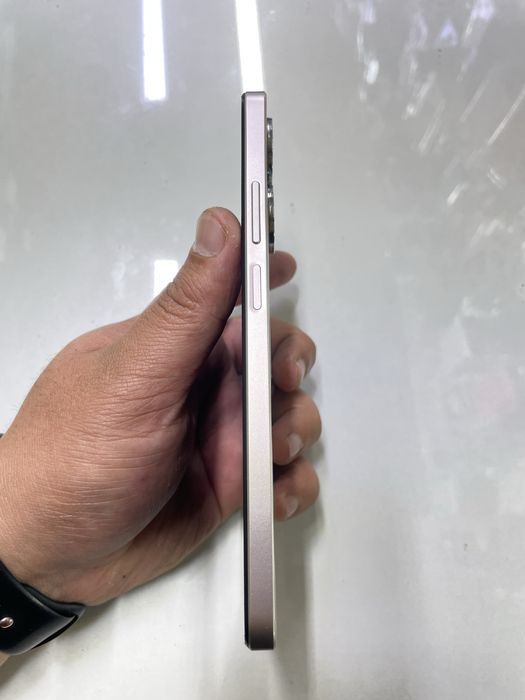 Realme C55 (256GB) в идеальном состояний