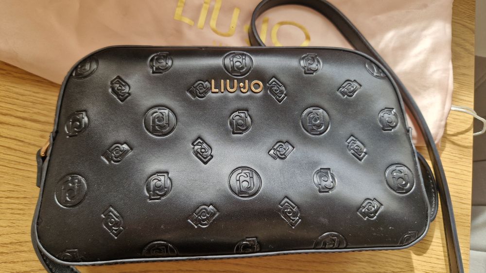Чанта       Liu jo