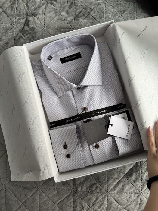 Чисто нови Мъжки Ризи