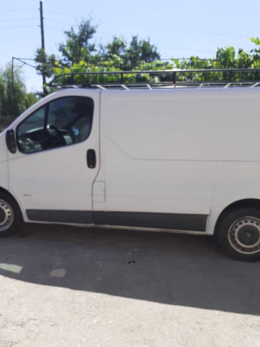 Vând Opel Vivaro 2005 preț 3000 Euro