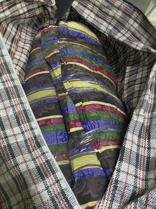 Продам после переездп вещи. Цену уточняйте.