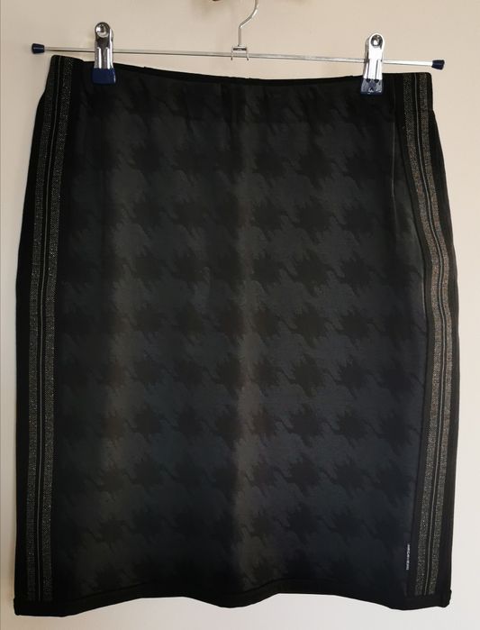 Пола Marc Cain в черно и графит