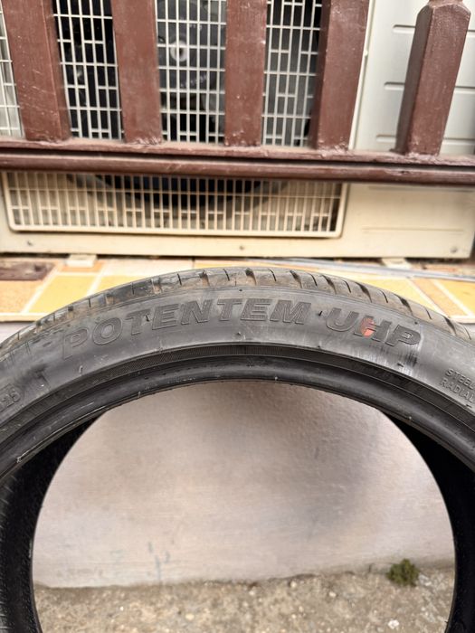 Anvelopă de vară 225/40/r18