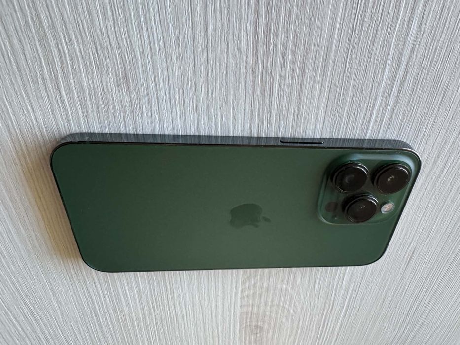 iPhone 13 Pro 256GB – 100% Battery Health – Отличен