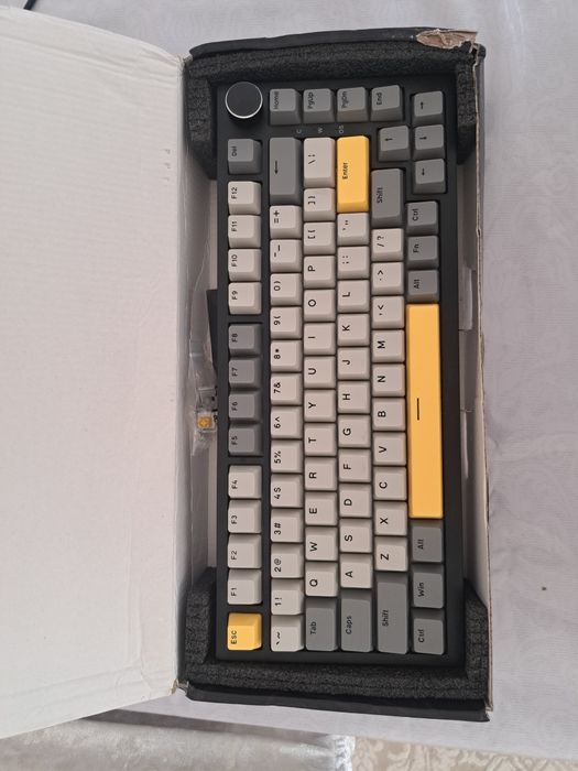 Ajazz AK820 75% желтые свитчи