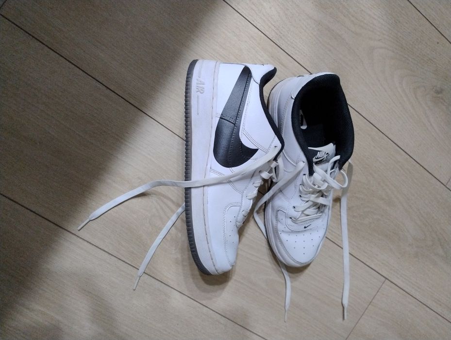 Adidași Nike Air Force