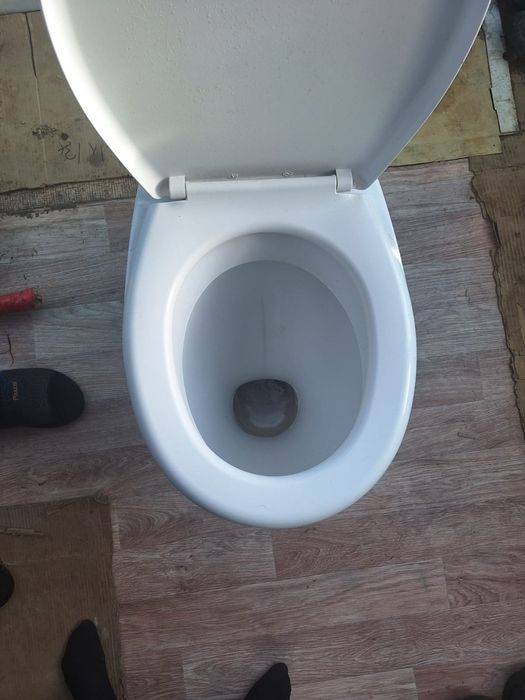 Продам унитаз...