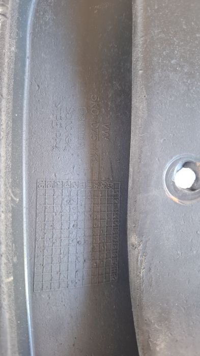 Оригинални предни калобрани за Golf VI -Golf VI Variant