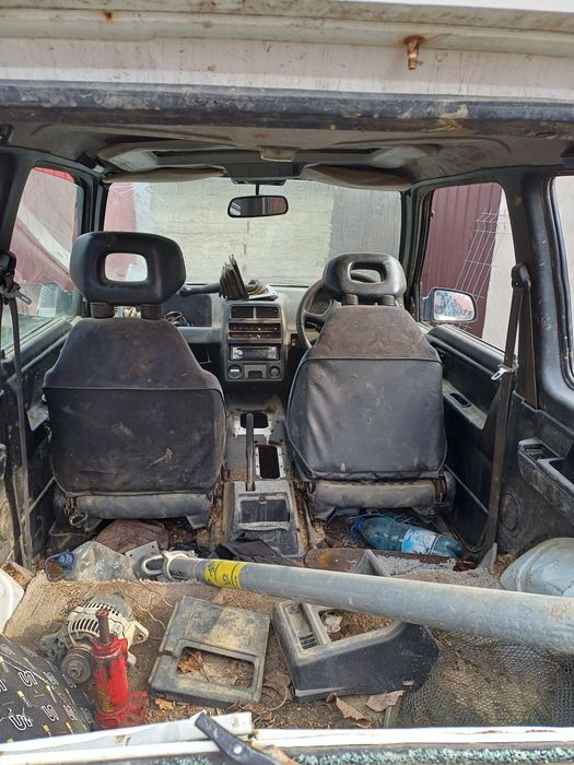 Vând vitara 16...16v
