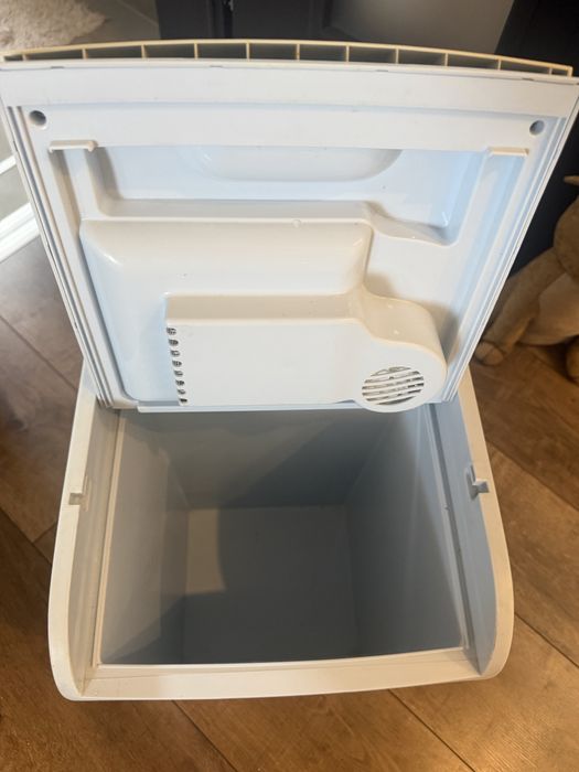 Електрическа хладилна чанта Campingaz Powerbox (за кола / 12V)