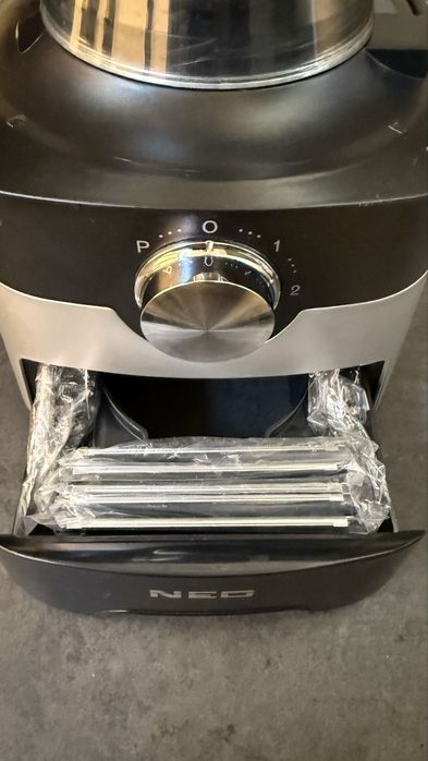 Кухненски робот NEO