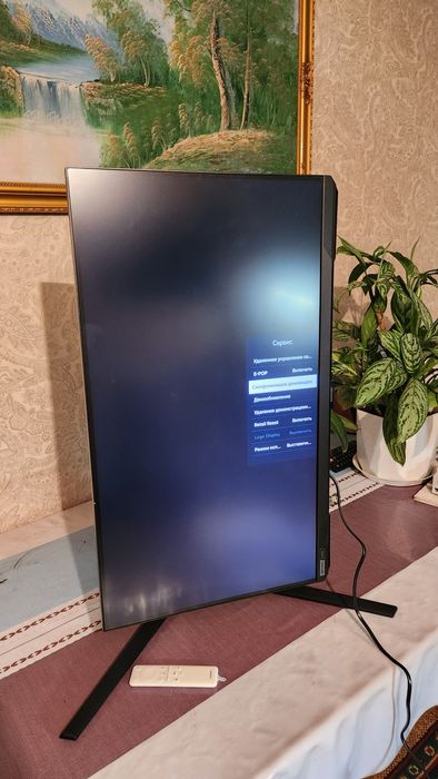 Монитор Samsung G7 28" Smart в идеале