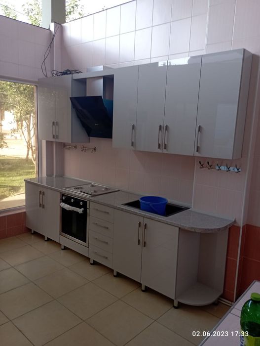 Oshxona mebellari yuqori sifat va tanlov erknligi!!!