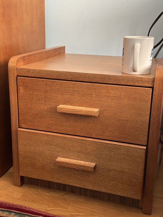 Спальный гарнитур из ореха