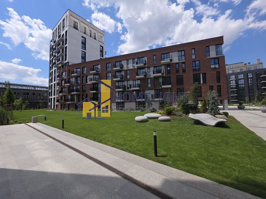 Продава се Тристаен апартамент в София, Красно село - 119 кв.м за 3026 €/кв.м - Снимка #1